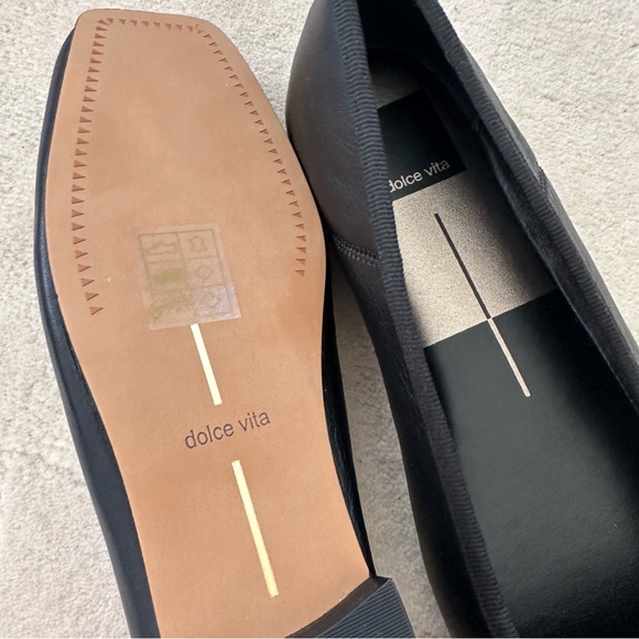 Dolce Vita Black Women's Ballet Flats - Picture 4 of 5